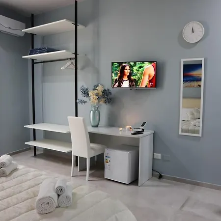 La Nuit לינה וארוחת בוקר 3*