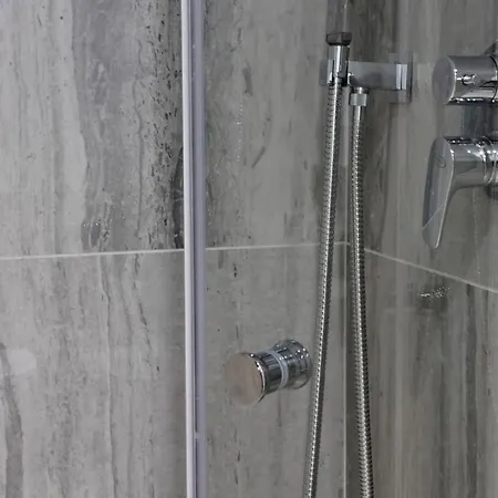 La Nuit אגריג'נטו