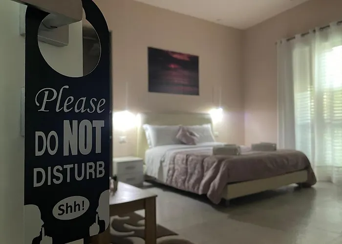 La Nuit Frühstückspension 3*